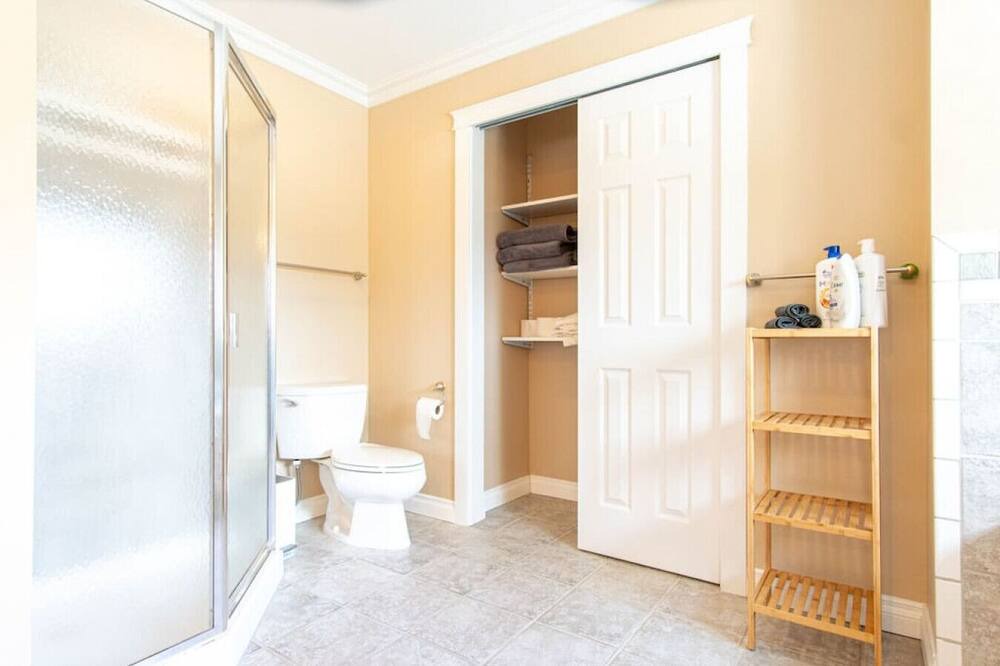 Photo of Bathroom in Tukwila