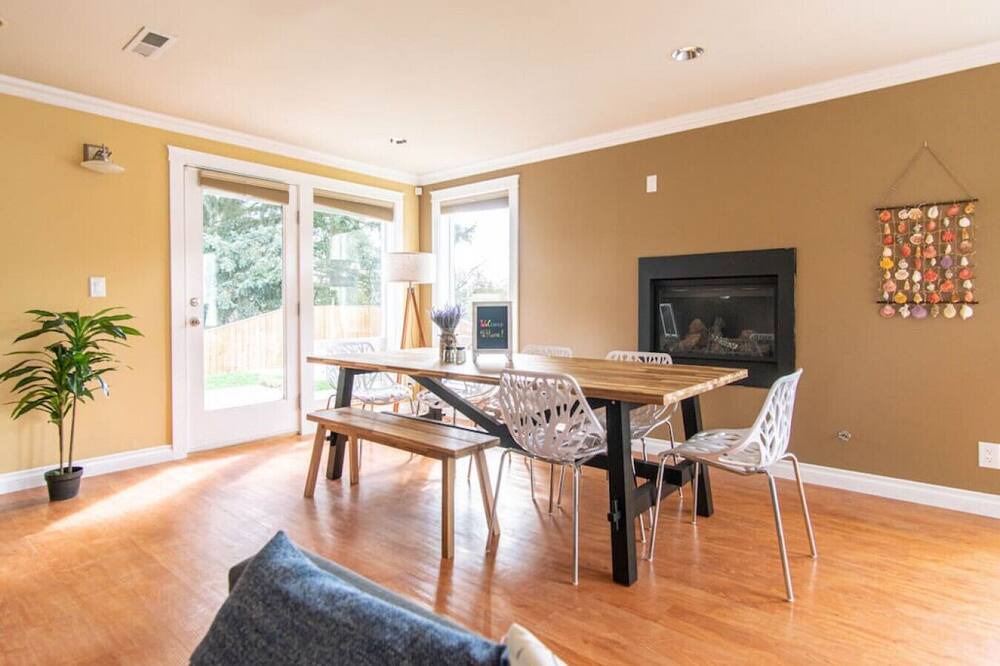Photo of Livingroom in Tukwila