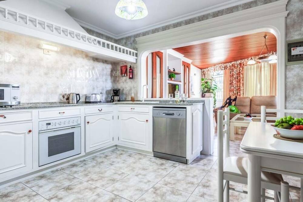 Photo of Kitchen in Los Pocillos