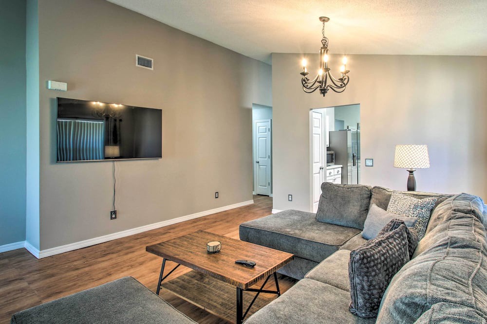 Photo of Livingroom in West Pensacola