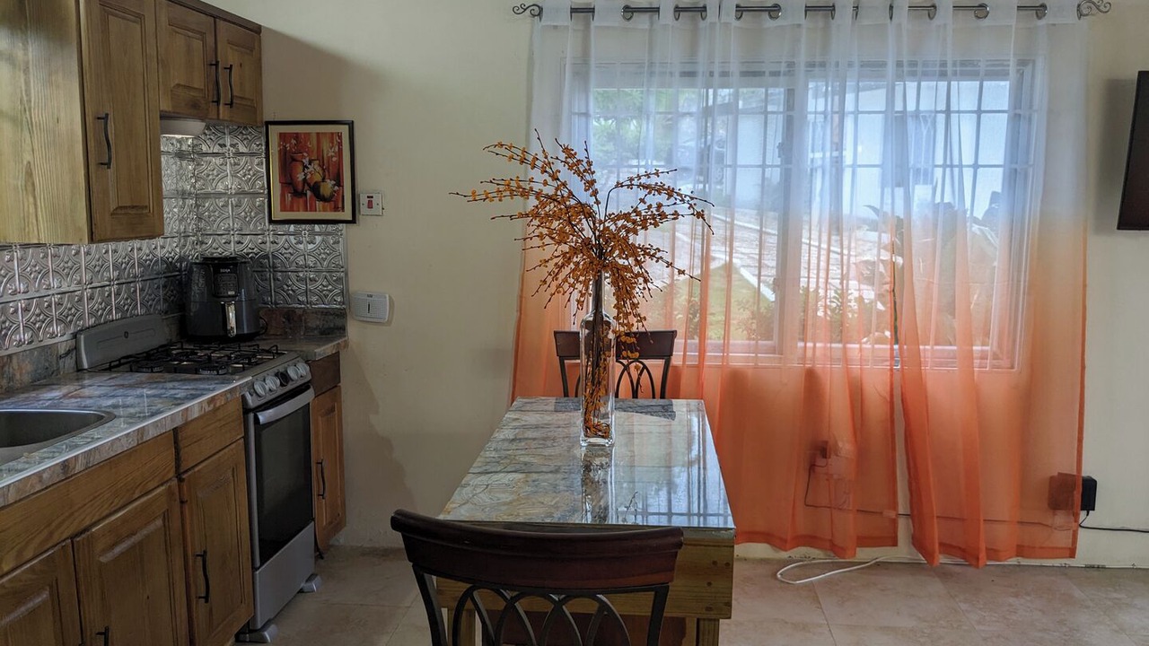 Photo of Kitchen in IronShore Estates