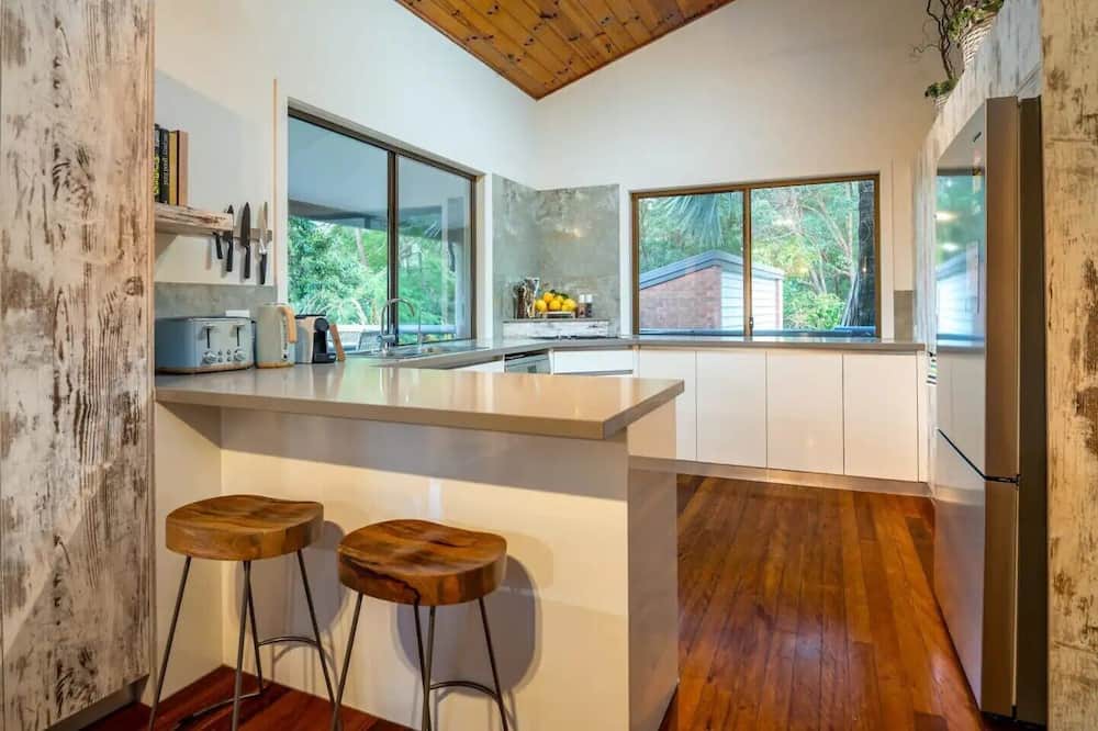 Photo of Kitchen in Currumbin Valley