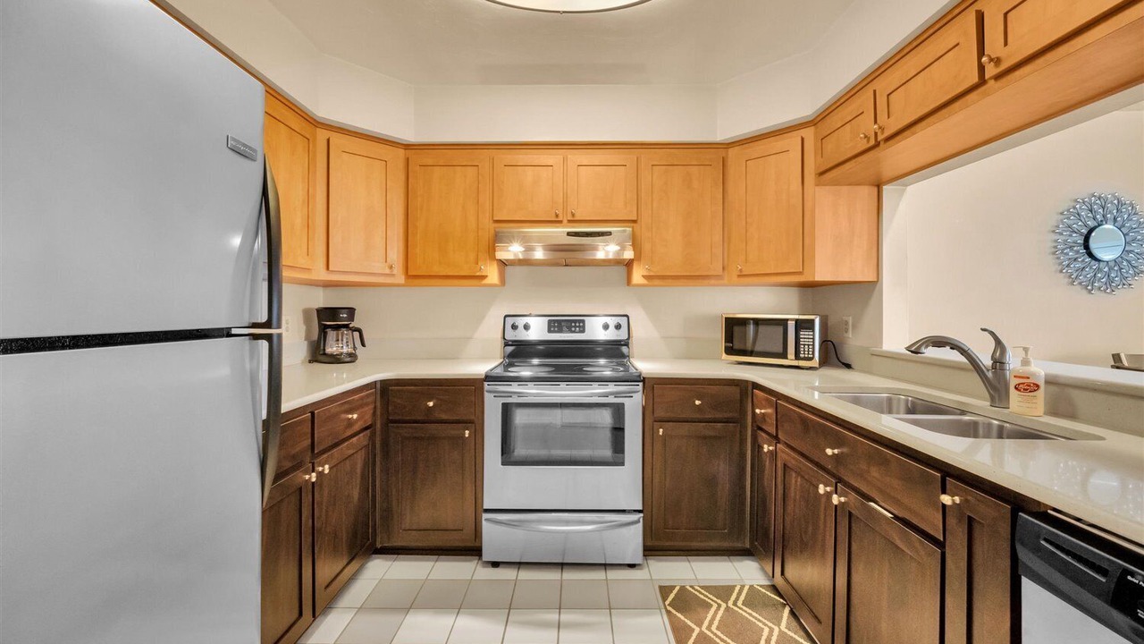 Photo of Kitchen in Chic's Beach