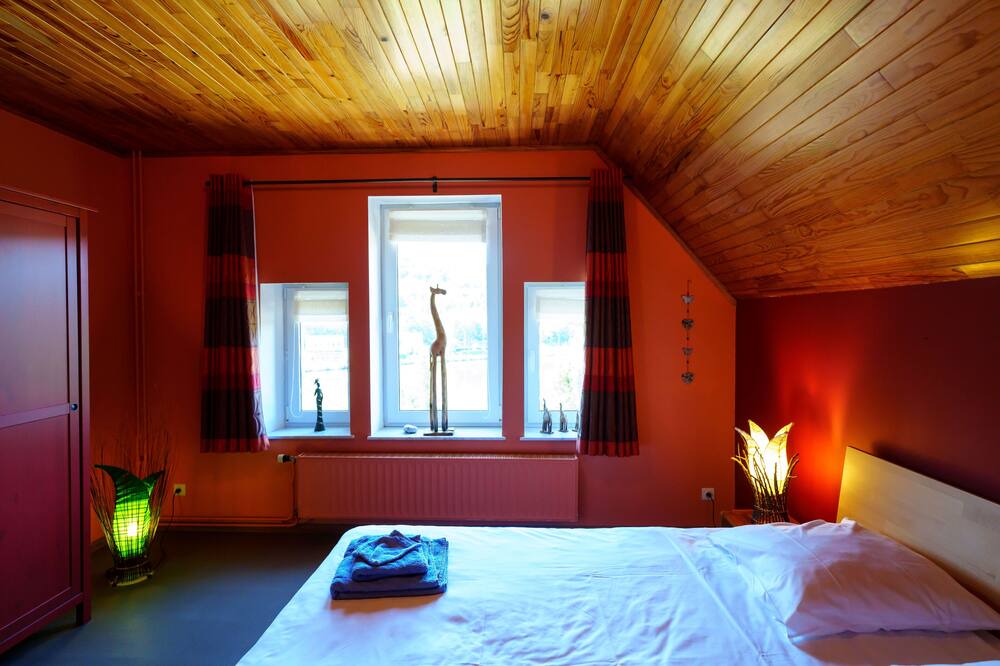 Photo of Bedroom in Heer
