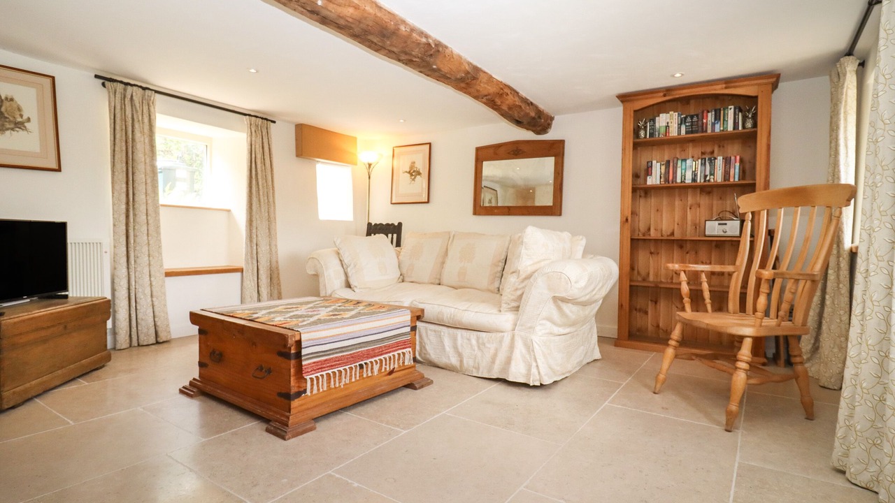 Photo of Livingroom in Stroud