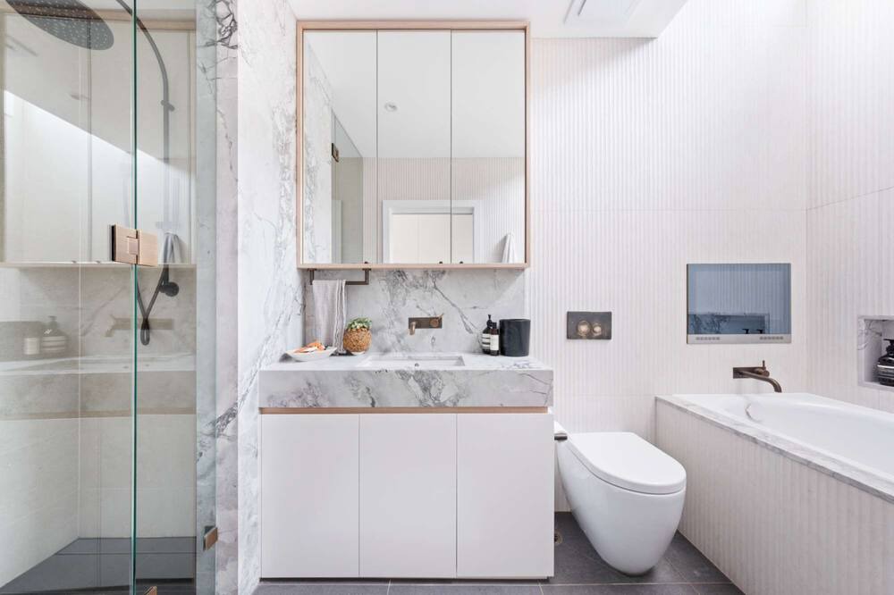 Photo of Bathroom in Clovelly