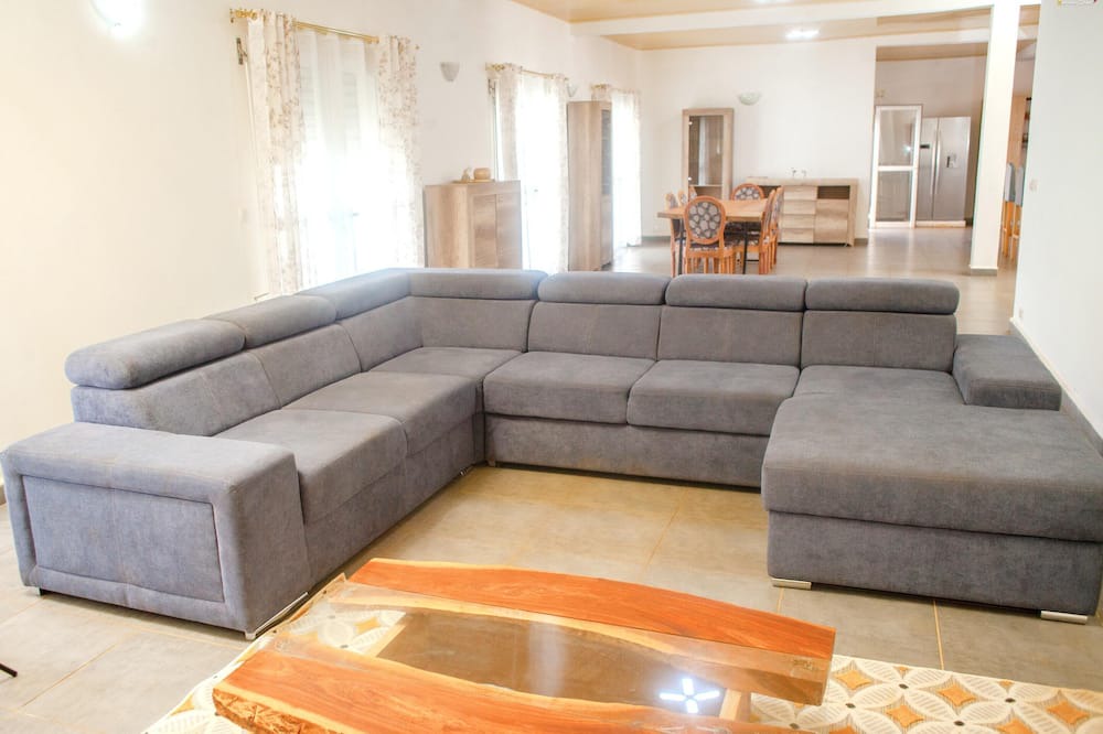 Photo of Livingroom in Diego Suarez