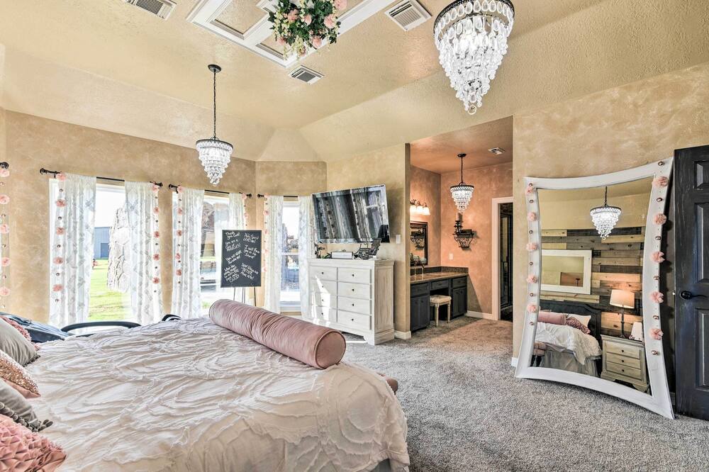 Photo of Bedroom in La Porte