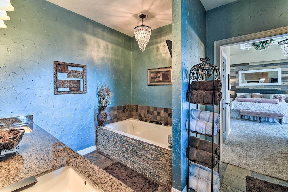 Photo of Bathroom in La Porte