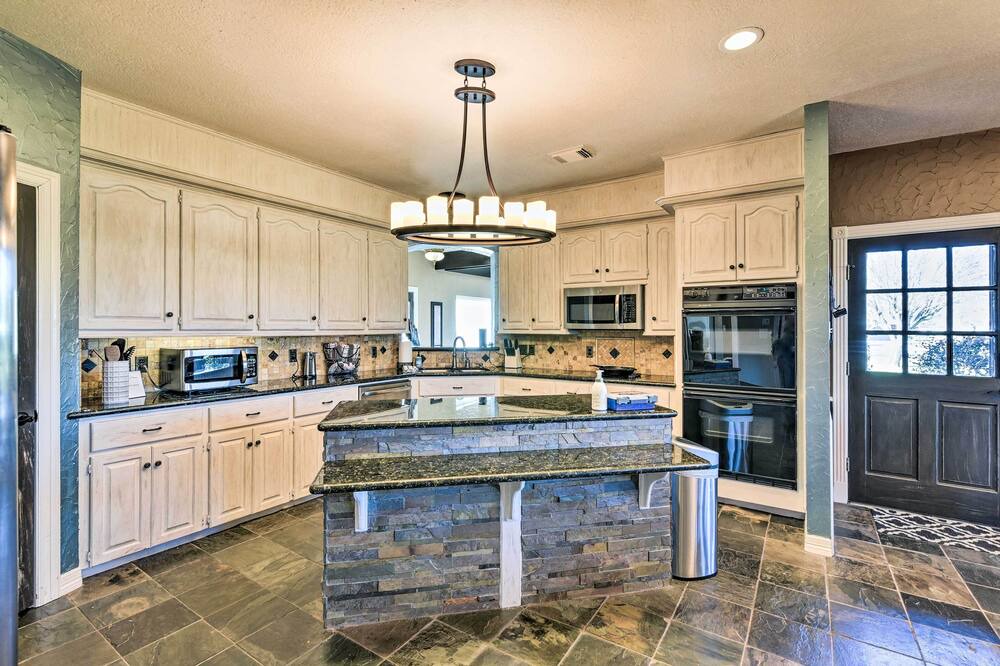Photo of Kitchen in La Porte