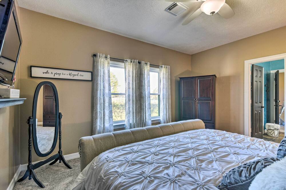 Photo of Bedroom in La Porte