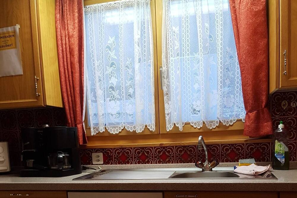 Photo of Kitchen in Glarus Sued
