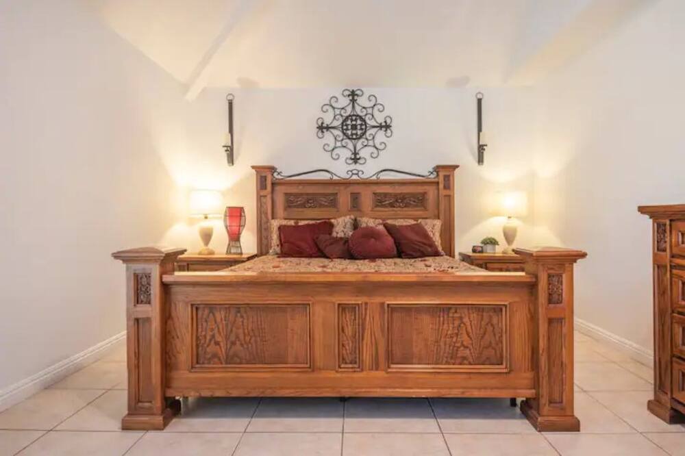 Photo of Bedroom in Escondido
