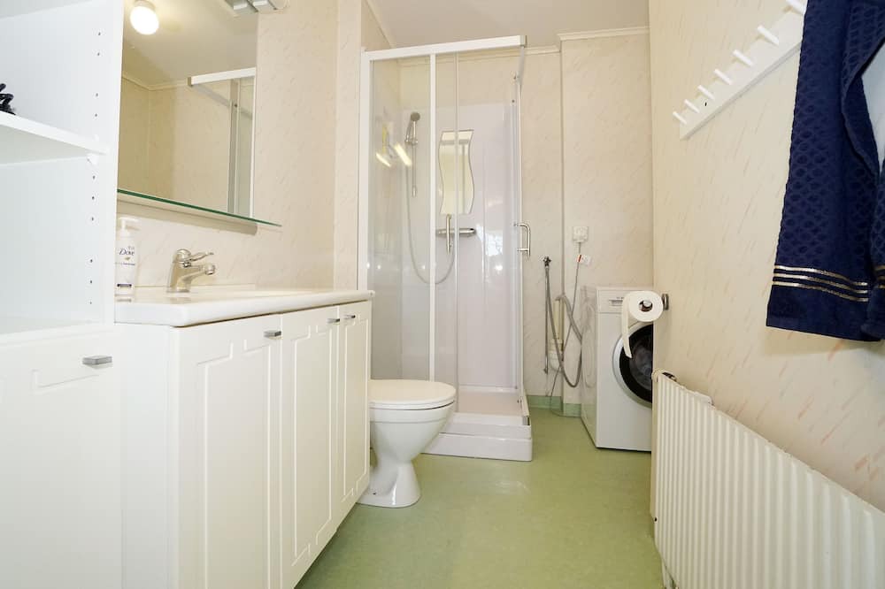 Photo of Bathroom in Jarvso