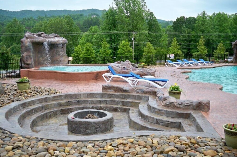 Photo of Outdoor in White Oak Lodge