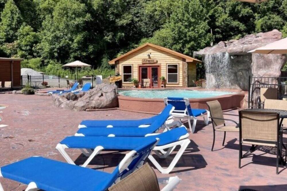 Photo of Others in White Oak Lodge