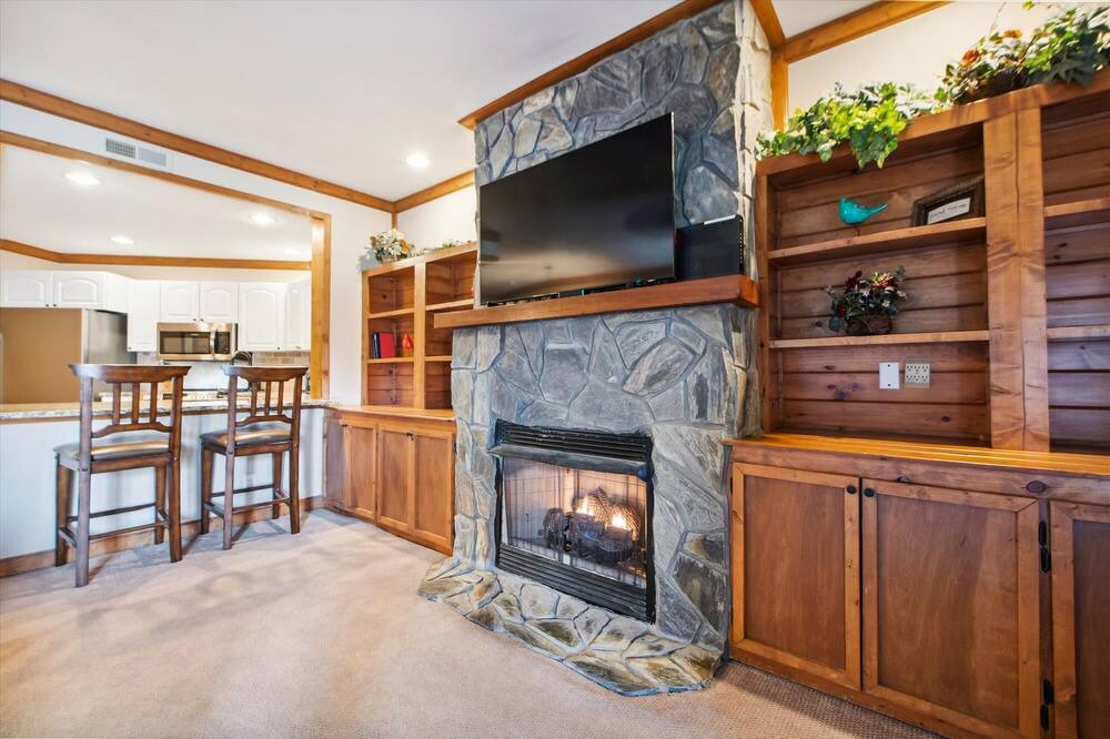Photo of Others in White Oak Lodge