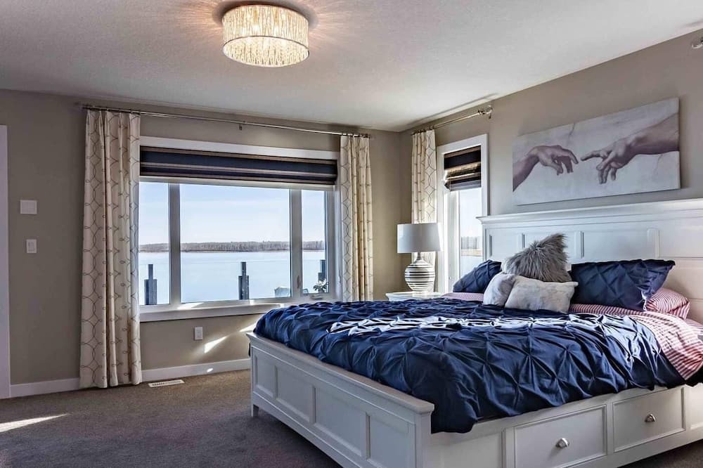 Photo of Bedroom in Central Alberta