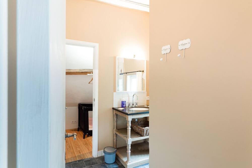 Photo of Bathroom in Damme