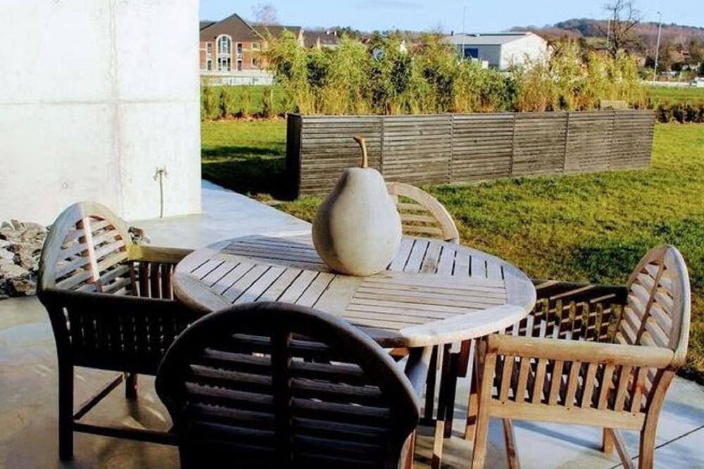 Photo of Patio Balcony in Warsage