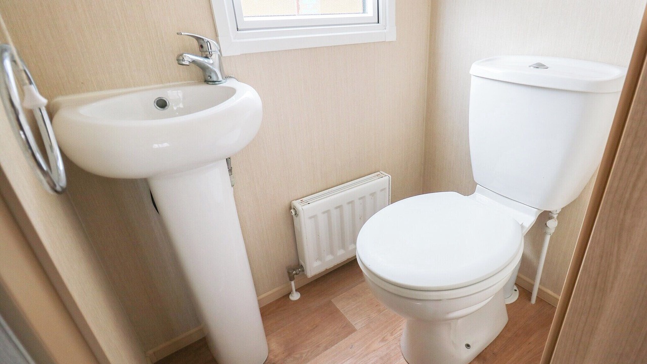 Photo of Bathroom in Mynachlogddu