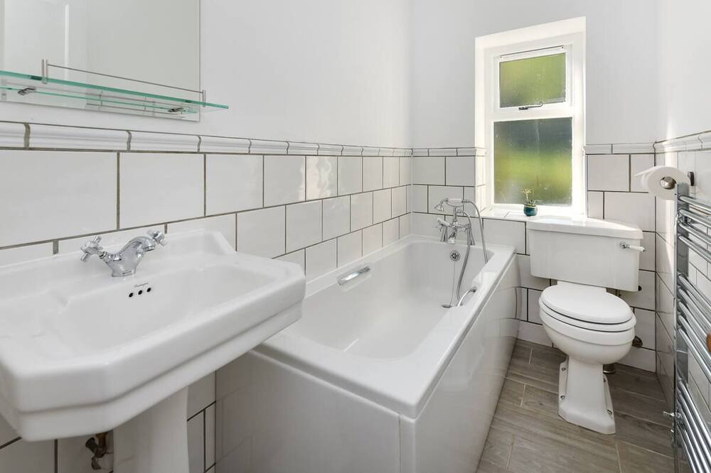 Photo of Bathroom in Bwlchtocyn