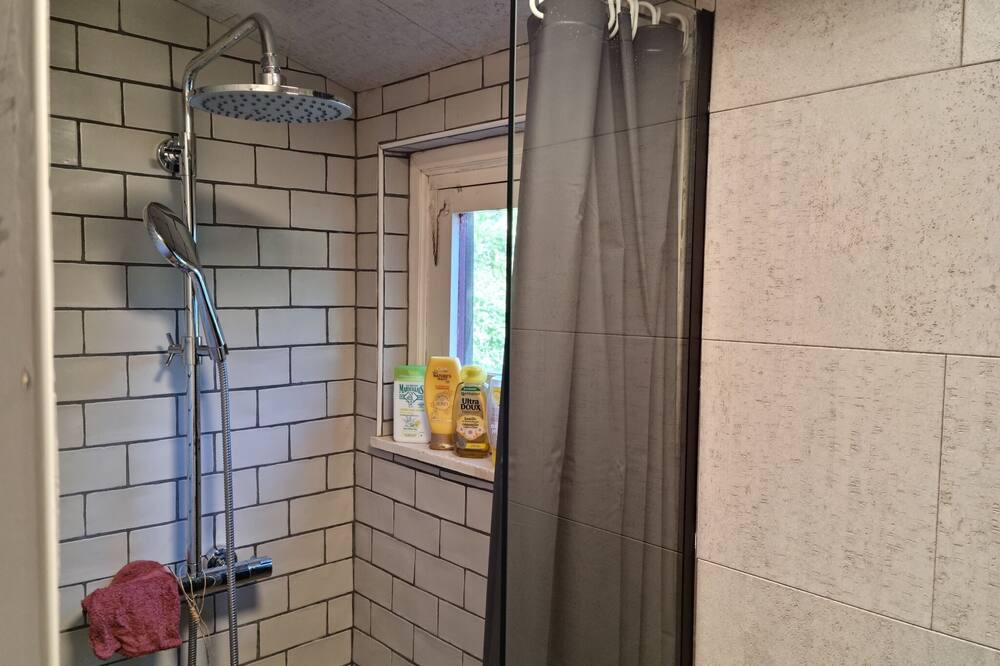 Photo of Bathroom in Geel
