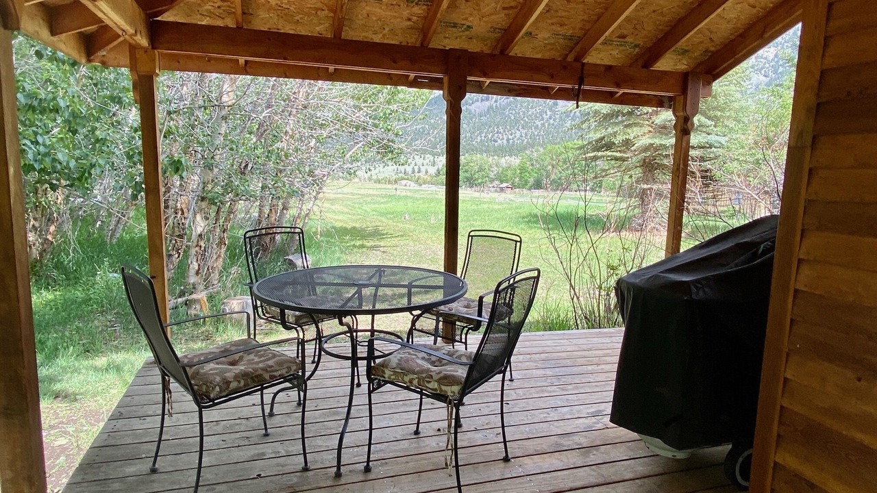 Photo of Outdoor in Emigrant
