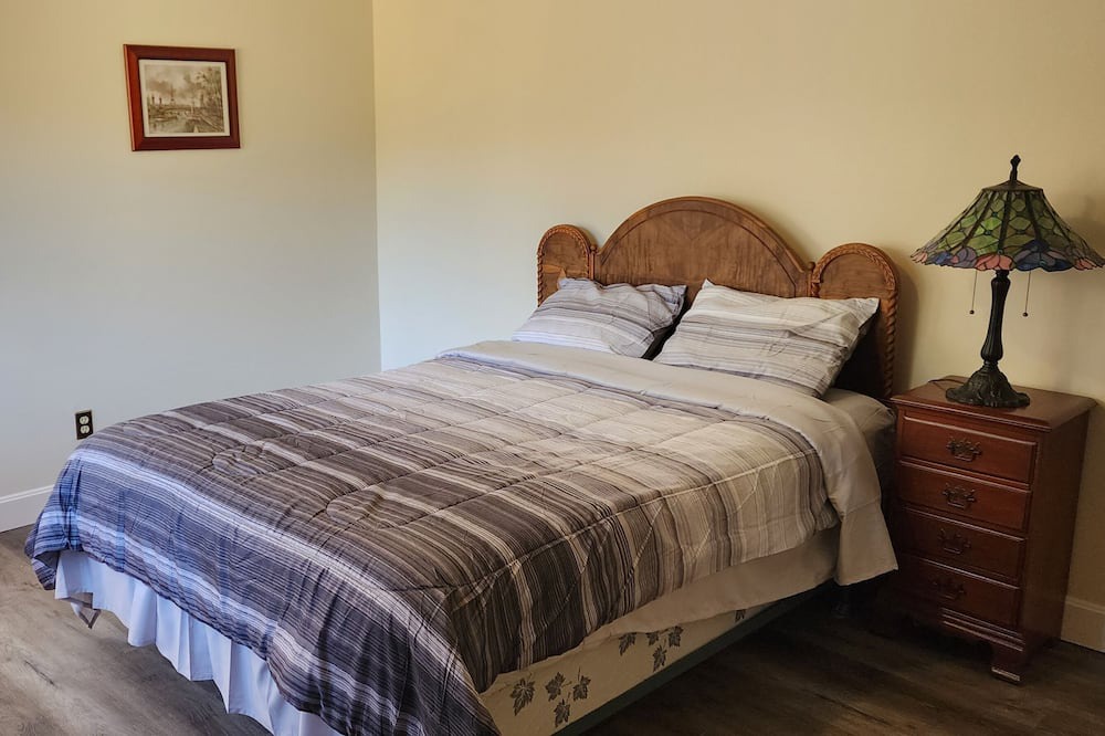 Photo of Bedroom in Murphysboro