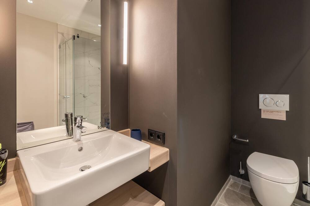 Photo of Bathroom in Stadtmitte