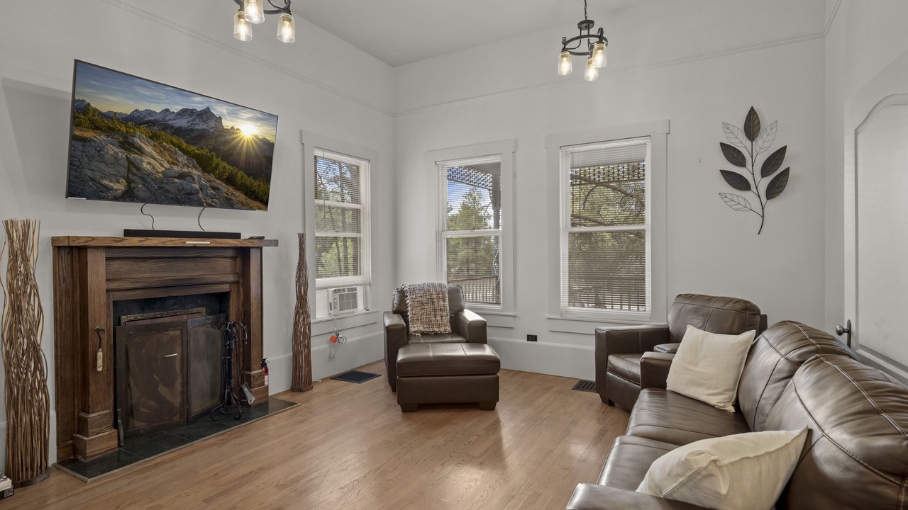 Photo of Livingroom in Swiss Manor