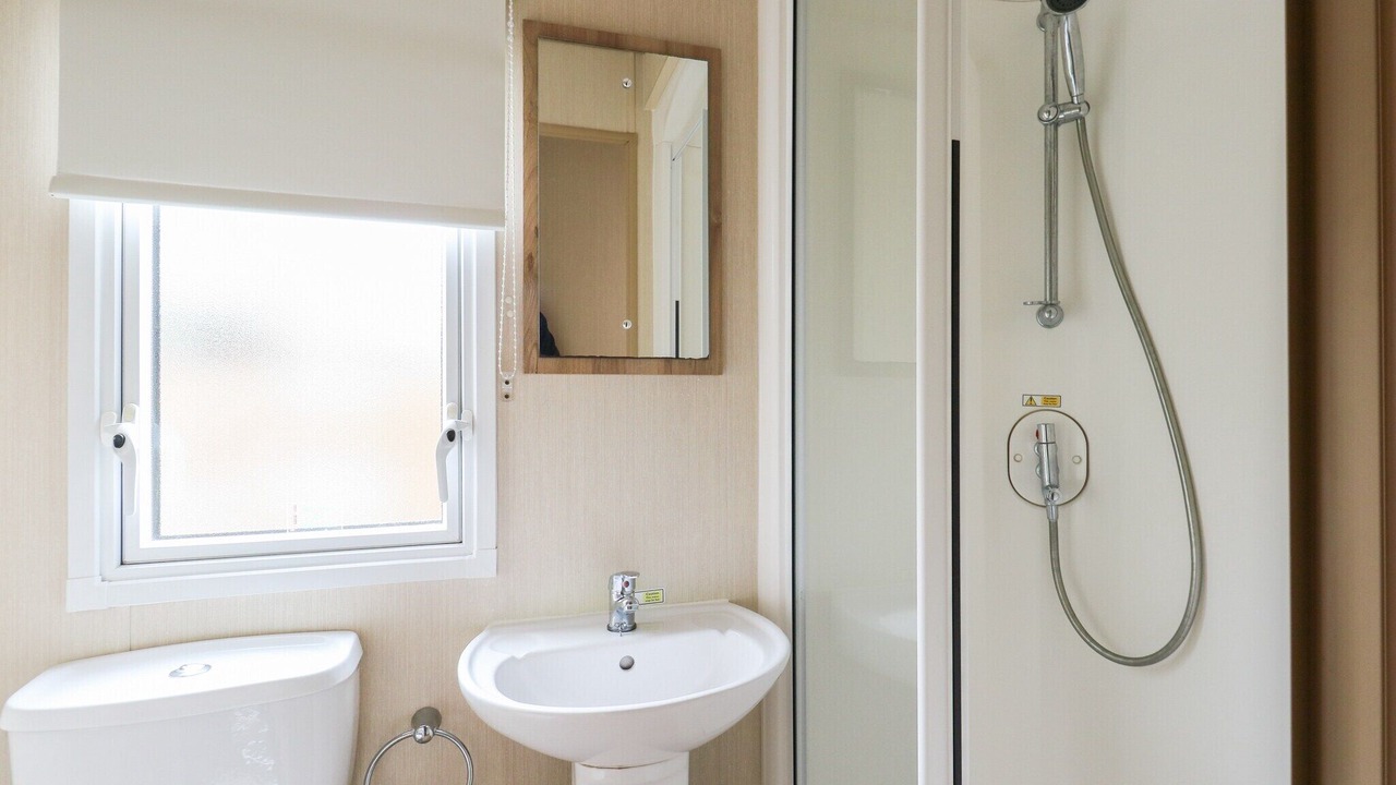 Photo of Bathroom in Mynachlogddu