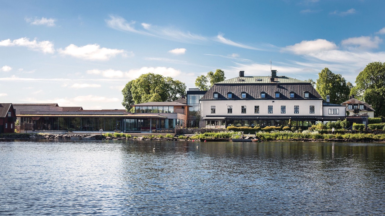 Photo of Buildings in Hok