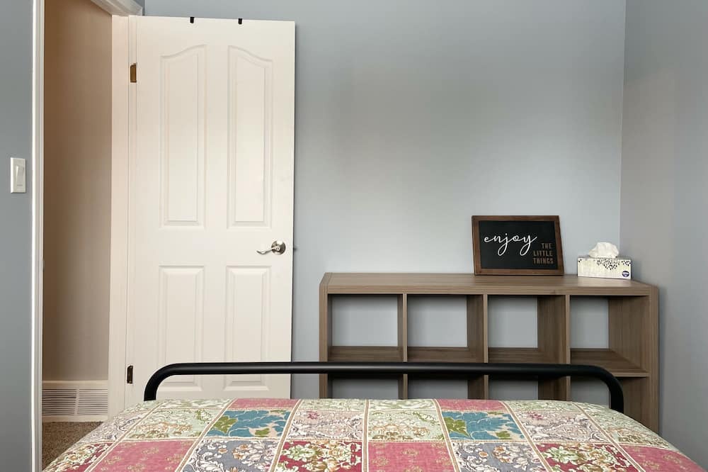 Photo of Bedroom in Maple Creek