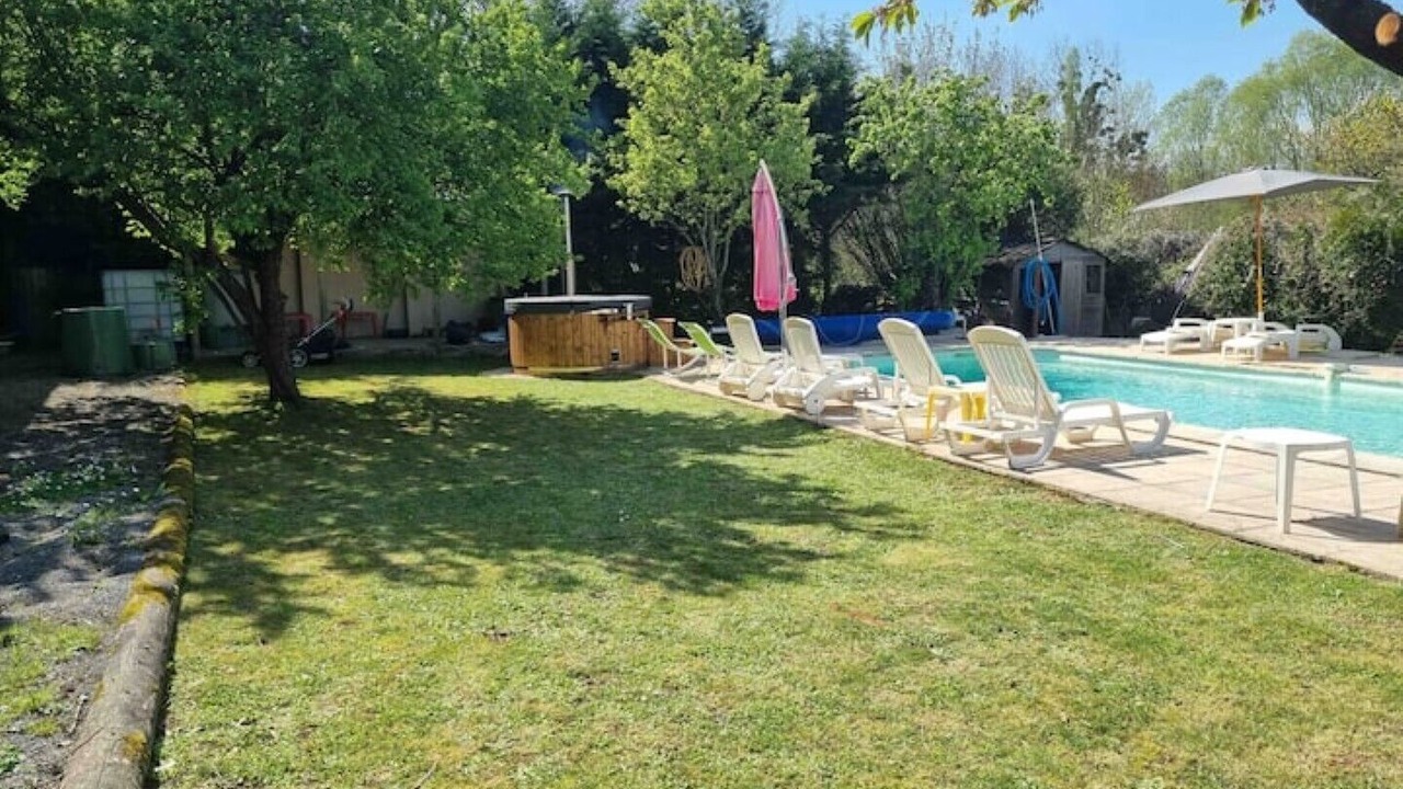 Photo of Outdoor in Paizay-le-Tort