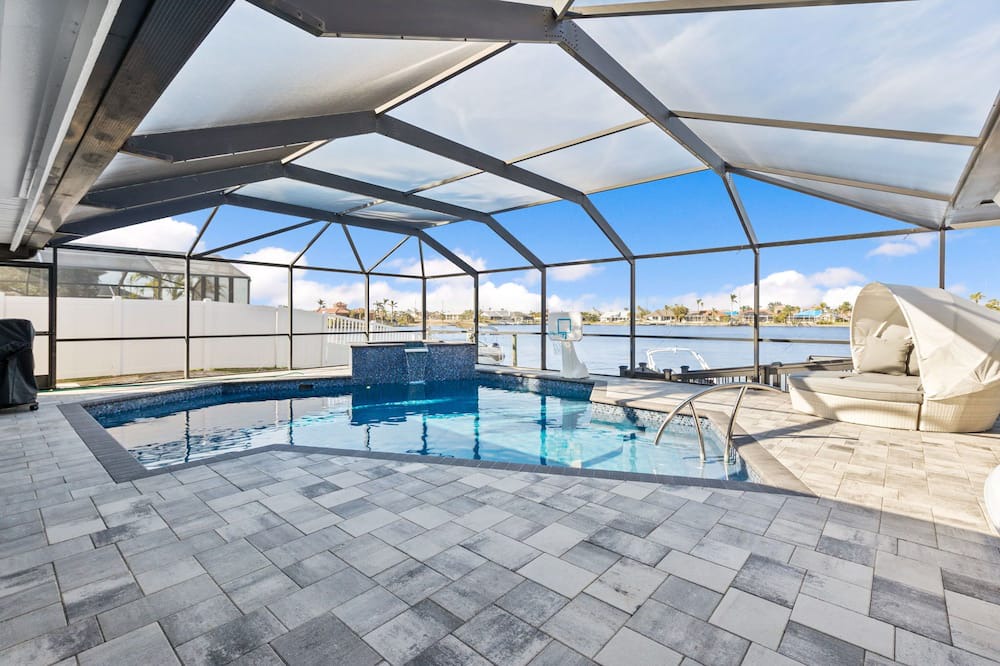Photo of Outdoor in Eight Lakes