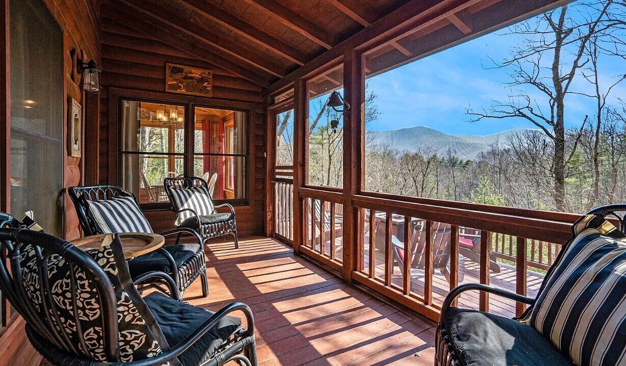 Photo of Outdoor in Hidden Lake