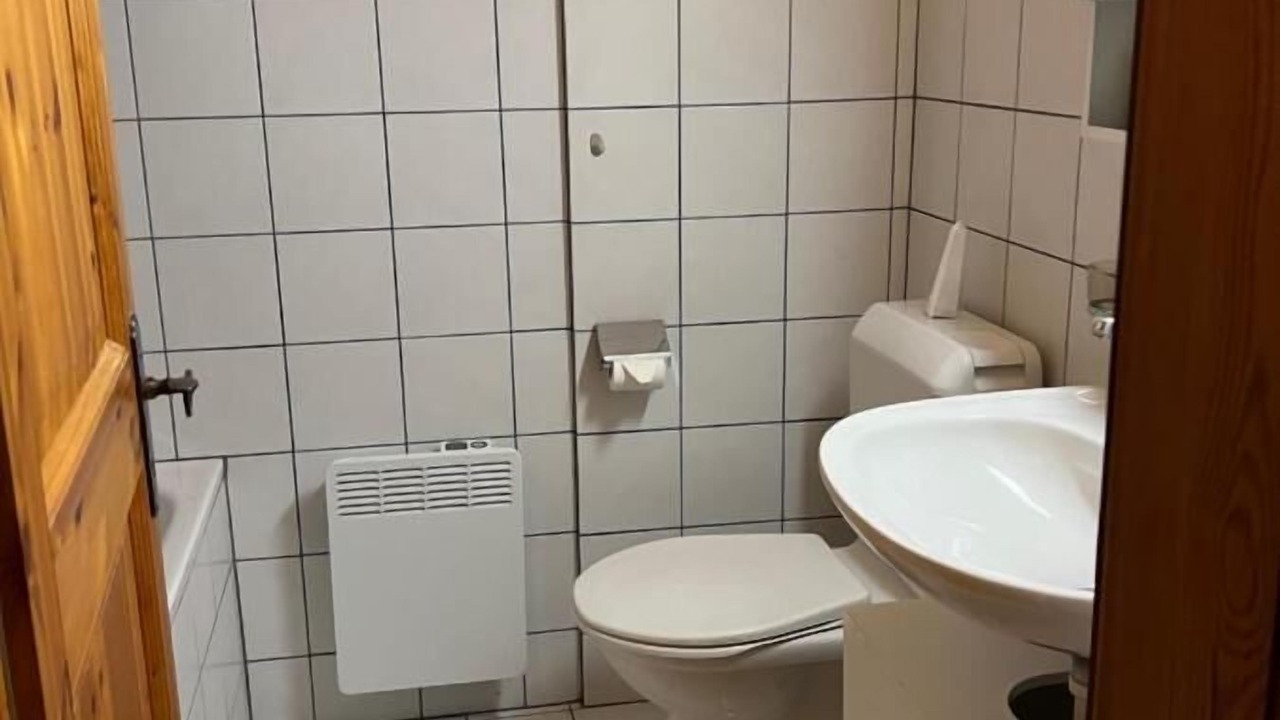 Photo of Bathroom in Salouf