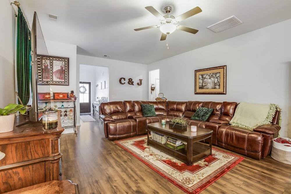 Photo of Bedroom in Summerville