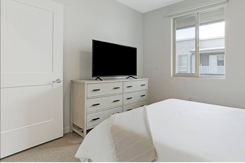 Photo of Bedroom in Midway
