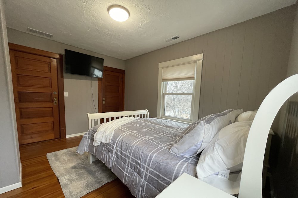 Photo of Bedroom in Syracuse