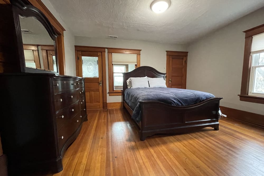 Photo of Bedroom in Syracuse