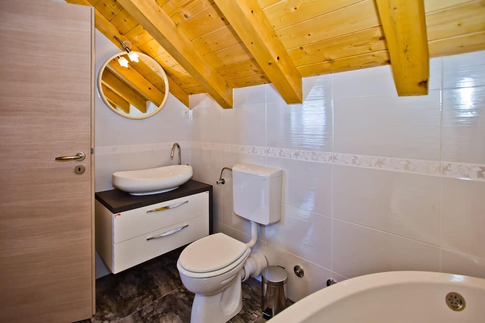 Photo of Bathroom in Zarace