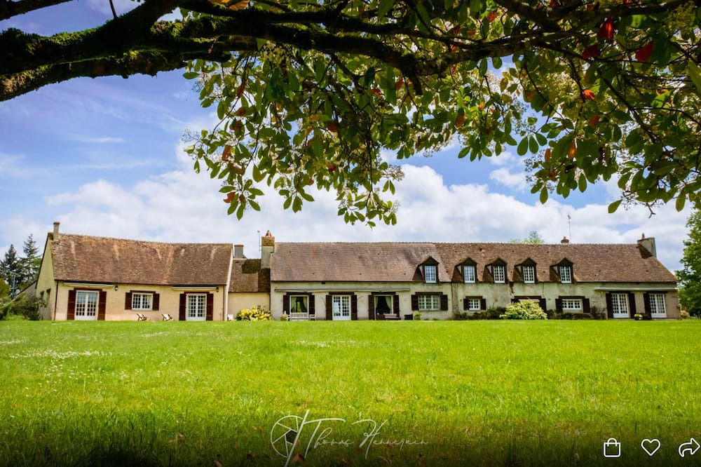 Photo of Outdoor in Saint-Aignan-le-Jaillard