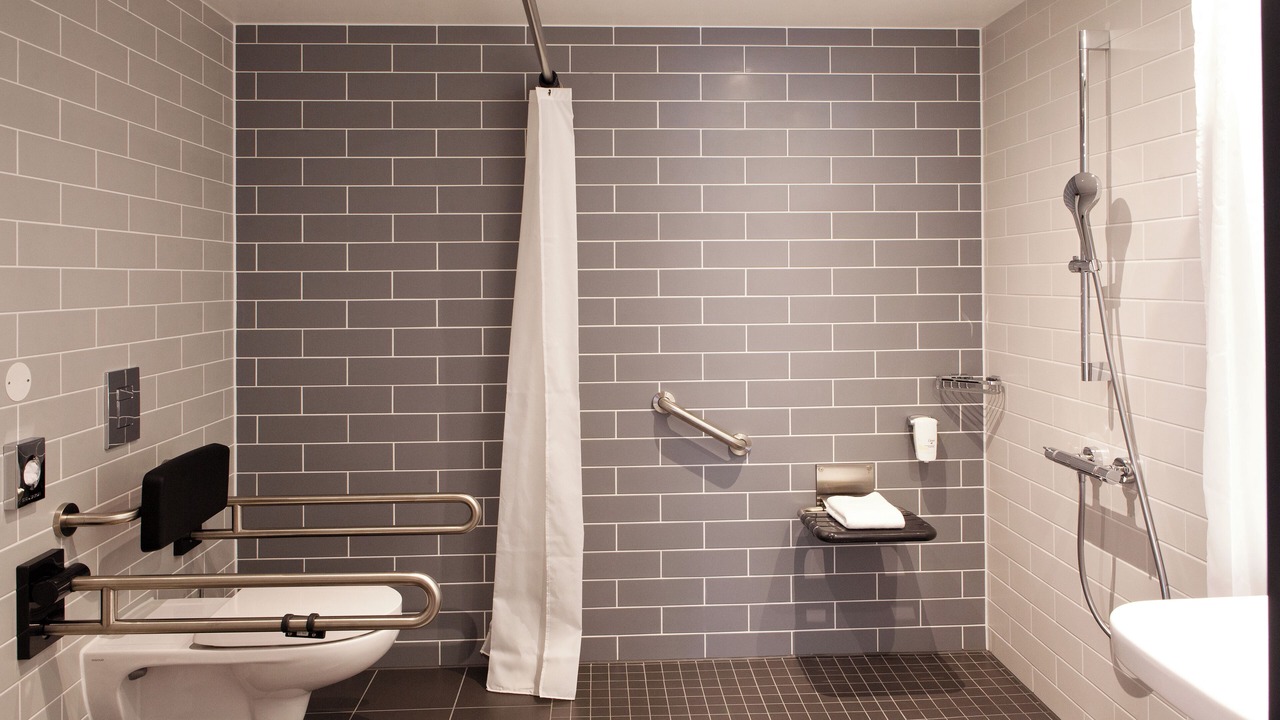 Photo of Bathroom in Landgericht