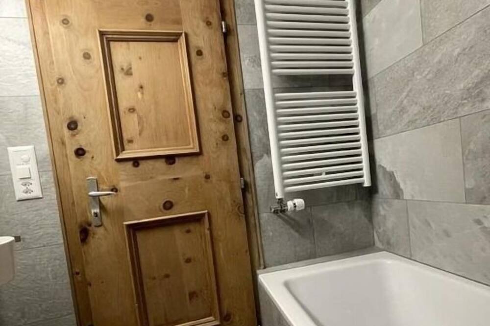 Photo of Bathroom in Fuldera