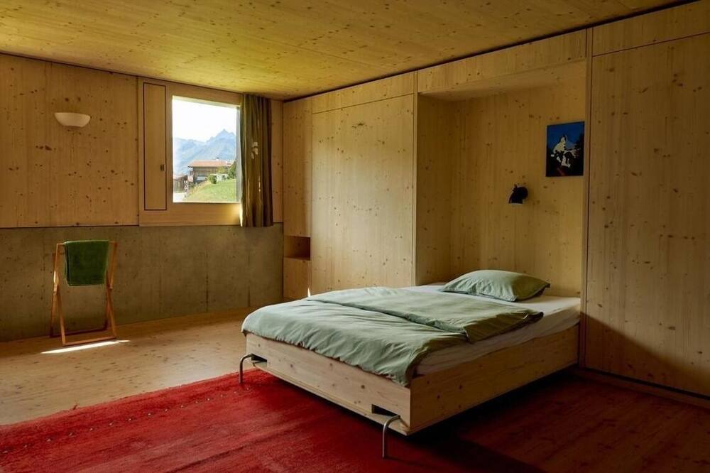 Photo of Bedroom in Lumnezia
