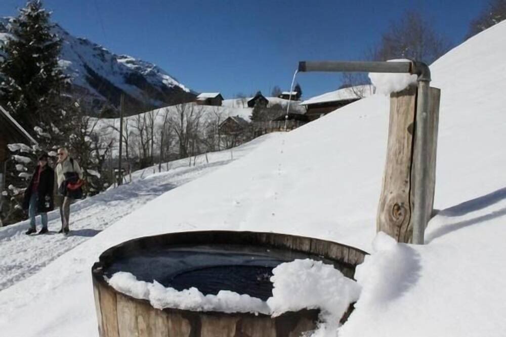 Photo of Outdoor in Matt