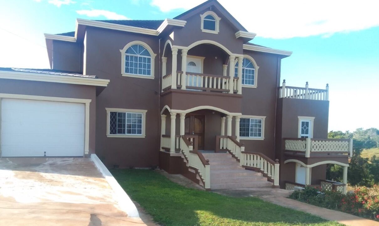 Photo of Outdoor in Spur Tree