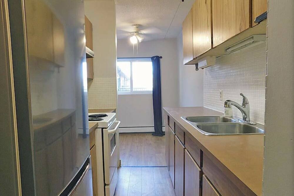Photo of Kitchen in Claresholm